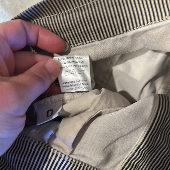 Alembika Black and White Railroad Stripe Pull On Crop Pants 0 - Picture 3 of 6